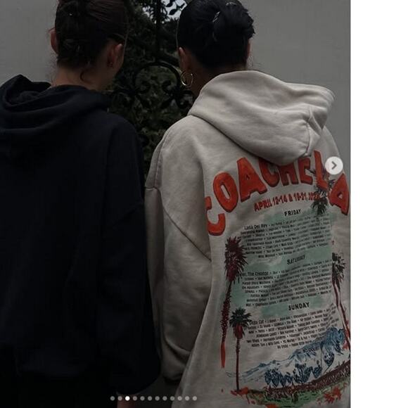 Coachella 2024 Official Merch Hoodie Tan Size‎ Large Graphic On the Back - Picture 3 of 8